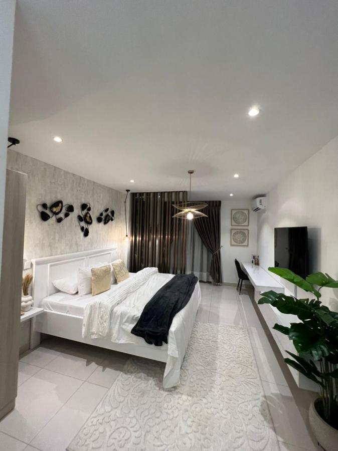 The Lennox Luxury Apartment Аккра Экстерьер фото